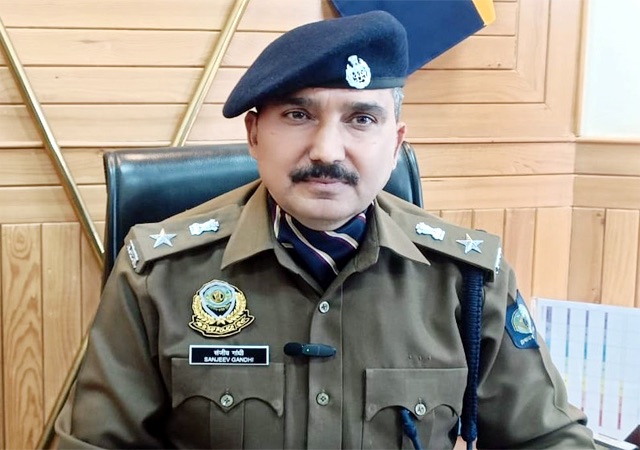 हिमाचल शांतिपूर्ण प्रदेश, पर्यटक शिमला बेफिक्र होकर आएं: संजीव गांधी हिमाचल शांतिपूर्ण प्रदेश, पर्यटक शिमला बेफिक्र होकर आएं: संजीव गांधी