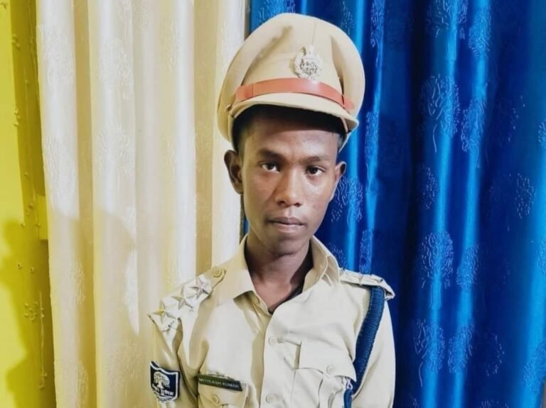 Bihar Fake IPS: 2 लाख रुपये देकर बन गया फर्जी IPS, बाजार में खुले आम घुमाने लगा नकली पिस्टल; हुआ गिरफ्तार