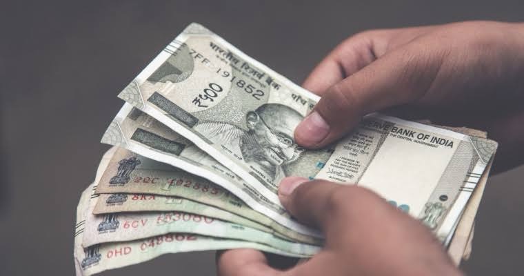 हिमाचल सरकार ने न्यूनतम दिहाड़ी बढ़ाकर ₹400 की, अप्रैल 2024 से लागू हिमाचल सरकार ने न्यूनतम दिहाड़ी बढ़ाकर ₹400 की, अप्रैल 2024 से लागू