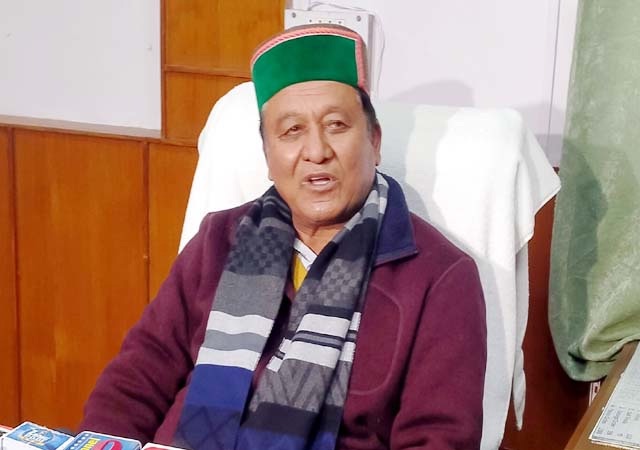 नड्डा का दौरा विवादों में: नेगी ने भाजपा नेता पर हिमाचल निवासियों का तिरस्कार करने का आरोप लगाया