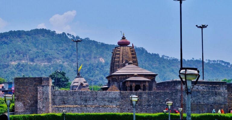 Baijnath: यहां भगवान शिव नहीं भूले अपने परम भक्त रावण की भक्ति, दशहरे के दिन नहीं जलता पुतला