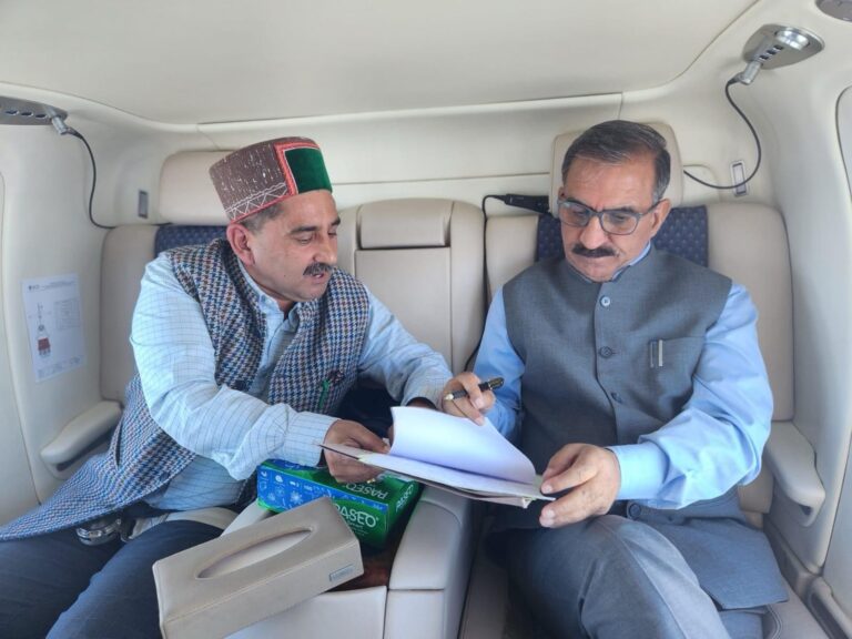 Kangra: डल झील के पुनरुद्धार को सीएम की मंजूरी: केवल पठानिया Kangra: डल झील के पुनरुद्धार को सीएम की मंजूरी: केवल पठानिया