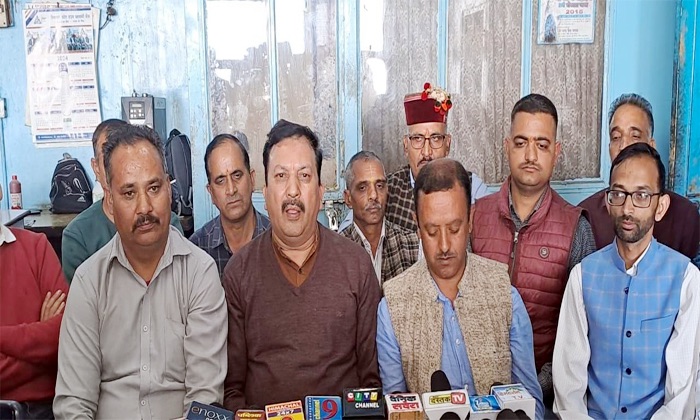 Shimla: HRTC की छवि धूमिल करने पर निजी बस ऑपरेटरों को JCC की चेतावनी Shimla: HRTC की छवि धूमिल करने पर निजी बस ऑपरेटरों को JCC की चेतावनी