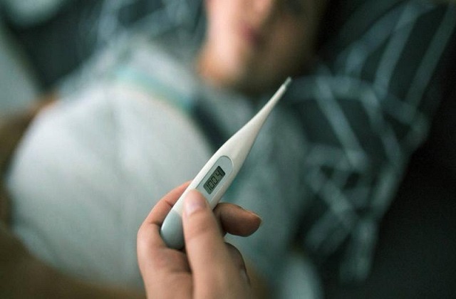 Sirmaur: सूखी ठंड से खांसी, बुखार और वायरल के मामलों में इजाफा