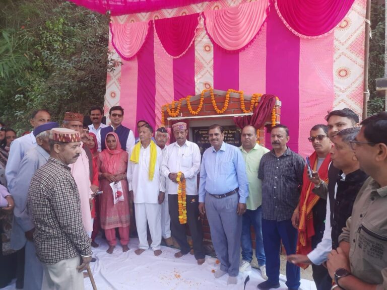 Kangra: नगरोटा के ग्रामीण सड़कों का होगा बड़ा उन्नयन: आरएस बाली ने की 27 करोड़ रुपये की घोषणा