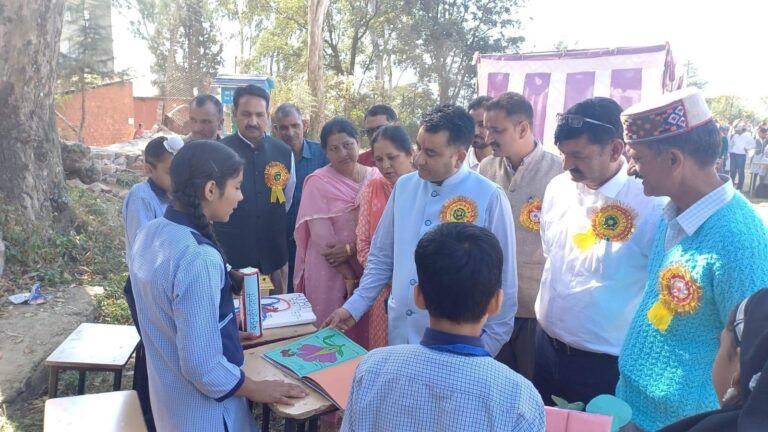 Mandi: राजकीय वरिष्ठ माध्यमिक पाठशाला पधर में खंड स्तरीय बाल मेला