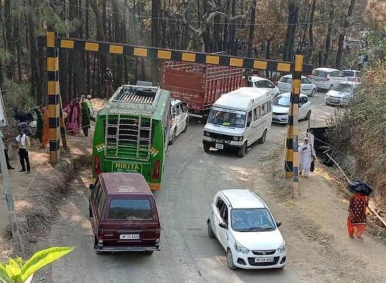 Kangra: कांगड़ा में दीपावली के अवसर पर 2 नवंबर तक मुख्य बाजार में गाड़ियों की आवाजाही बंद