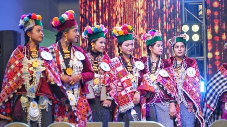 Kinnaur: राज्य स्तरीय किन्नौर महोत्सव 2024: दूसरे दिन मिस किन्नौर प्रतियोगिता का आयोजन