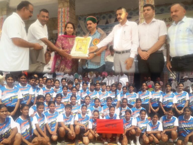 Kangra: राज्य सरकार की नई खेल नीति से खिलाड़ियों को मिलेगा प्रोत्साहन: केवल सिंह पठानिया Kangra: राज्य सरकार की नई खेल नीति से खिलाड़ियों को मिलेगा प्रोत्साहन: केवल सिंह पठानिया