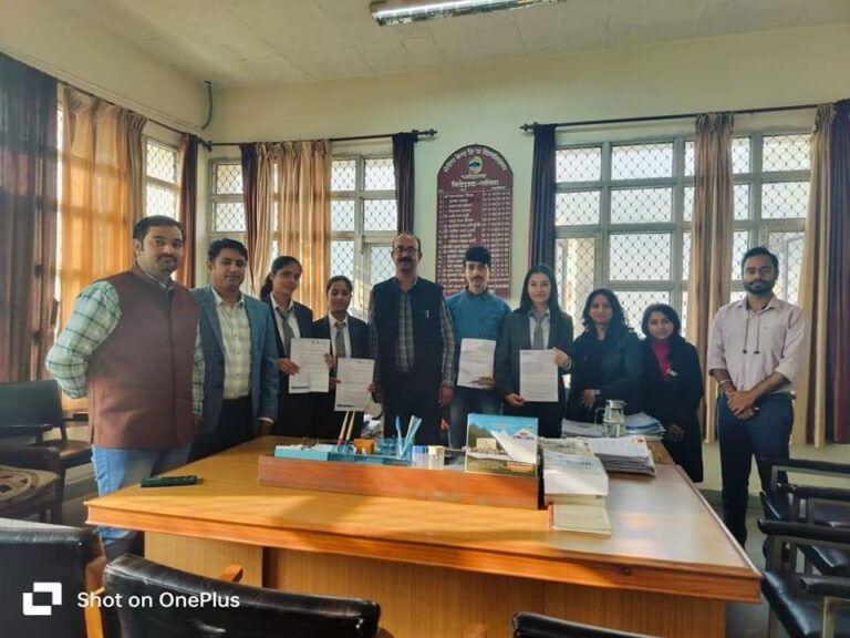 Kangra: विवि क्षेत्रीय केंद्र के 5 विद्यार्थियों का सफल प्लेसमेंट: विभिन्न कंपनियों में मिली नियुक्ति Kangra: विवि क्षेत्रीय केंद्र के 5 विद्यार्थियों का सफल प्लेसमेंट: विभिन्न कंपनियों में मिली नियुक्ति