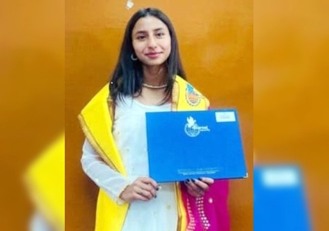 सिरमौर की बेटी नंदिनी बनीं नर्सिंग ऑफिसर, बिना कोचिंग के हासिल की बड़ी सफलता