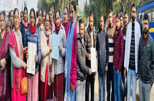 Himachal: विधानसभा भवन में गूंजा मल्टी टास्क वर्करों का नियमितीकरण और पूर्णकालिक वेतन की मांग Himachal: विधानसभा भवन में गूंजा मल्टी टास्क वर्करों का नियमितीकरण और पूर्णकालिक वेतन की मांग