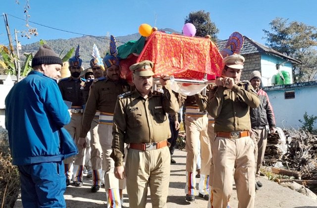 Mandi: दो भाइयों की एक ही दिन में मृत्यु: जोगिंद्रनगर में शोक की लहर