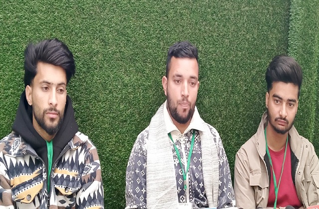 Shimla: जल शक्ति विभाग के पैरा वर्कर्ज ने वेतन और नीति को लेकर विरोध की चेतावनी दी Shimla: जल शक्ति विभाग के पैरा वर्कर्ज ने वेतन और नीति को लेकर विरोध की चेतावनी दी