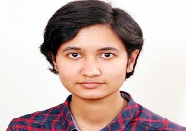 Himachal: हिमाचल की बेटी सुनिष्का गुप्ता को इग्नू गोल्ड मेडल – पूरे प्रदेश को बनाया गर्वित