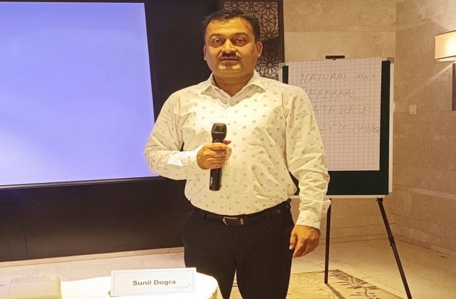 बजट 2025: ₹12 लाख तक की आय पर कोई इनकम टैक्स नहीं – मध्यम वर्ग को बड़ी राहत, नए टैक्स स्लैब घोषित