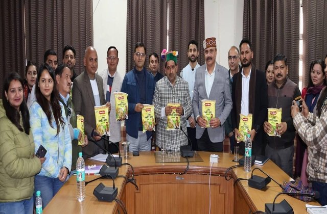 Kangra: किसानों को प्राकृतिक खेती की ओर मोड़ने की बड़ी पहल, सरकार दे रही बंपर समर्थन मूल्य