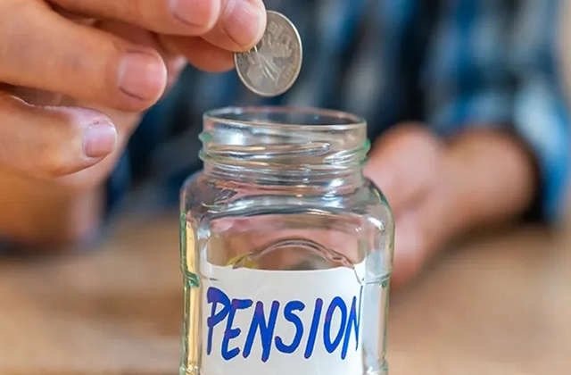 Kangra: पालमपुर में पैंशनर्स वैल्फेयर एसोसिएशन की बैठक, सरकार को दी चेतावनी