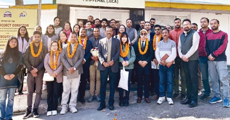 Himachal: हिमाचल में जायका वानिकी परियोजना की प्रगति का निरीक्षण करने पहुंची नेपाल की 11 सदस्यीय टीम