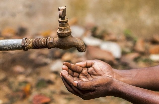 Chamba: चंबा जिले के चम्बी वार्ड में पानी की किल्लत, ग्रामीणों की बढ़ी परेशानी