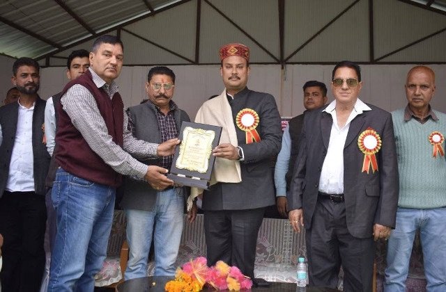 Kangra: होली रंगों का पर्व और सामाजिक सौहार्द का प्रतीक – यादविंद्र गोमा