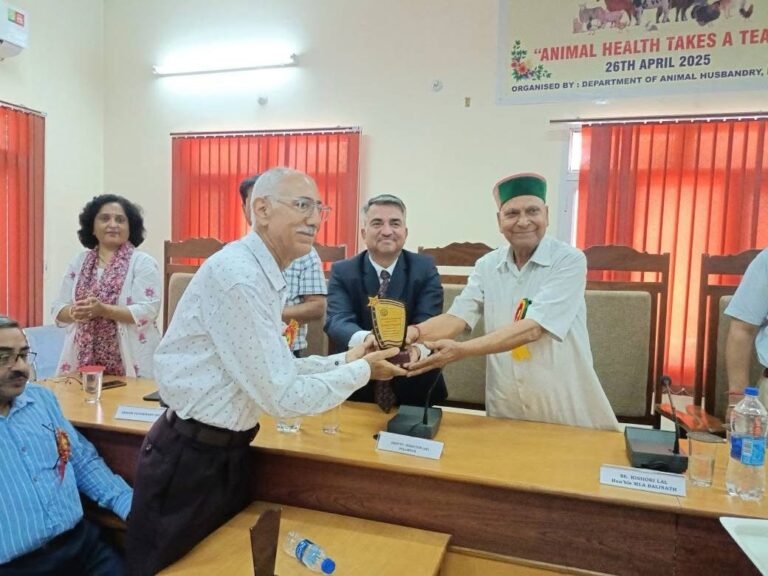 Kangra: किसानों, बागवानों और पशुपालकों की आर्थिक स्थिति मजबूत करना सरकार की प्राथमिकता – विधायक किशोरी लाल