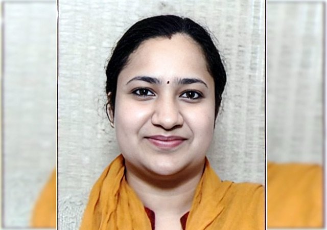 Sirmaur: चम्बा की बेटी प्रियंका वर्मा बनीं सिरमौर की नई डीसी, जानें उनके संघर्ष और सफर की कहानी