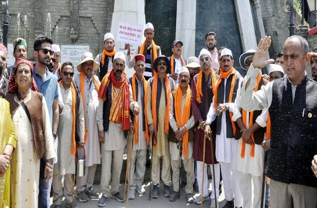 Himachal: 18 साल बाद शक्ति प्राप्ति को निकले शिरगुल महाराज, बद्रीनाथ-केदारनाथ की ऐतिहासिक यात्रा पर निकली पदयात्रा