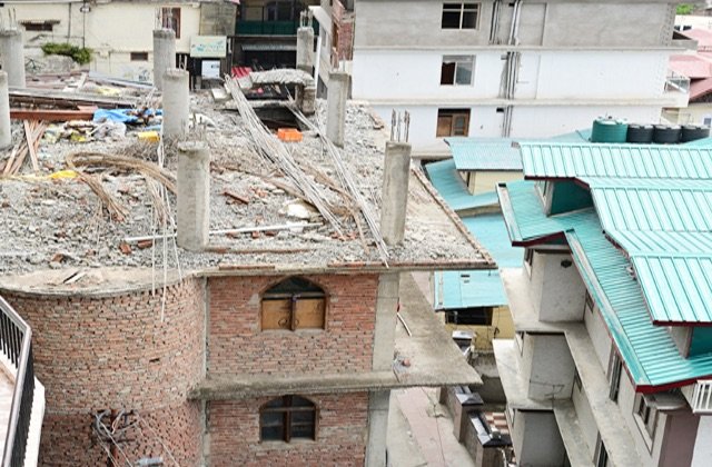 Shimla: शिमला की संजौली मस्जिद को लेकर बड़ा फैसला, नगर निगम ने दिए अवैध निर्माण गिराने के आदेश