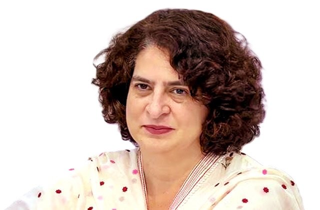 Himachal: प्रियंका वाड्रा शिमला पहुंचीं, गर्मी से राहत के लिए ठंडी वादियों में बिताएंगी कुछ दिन