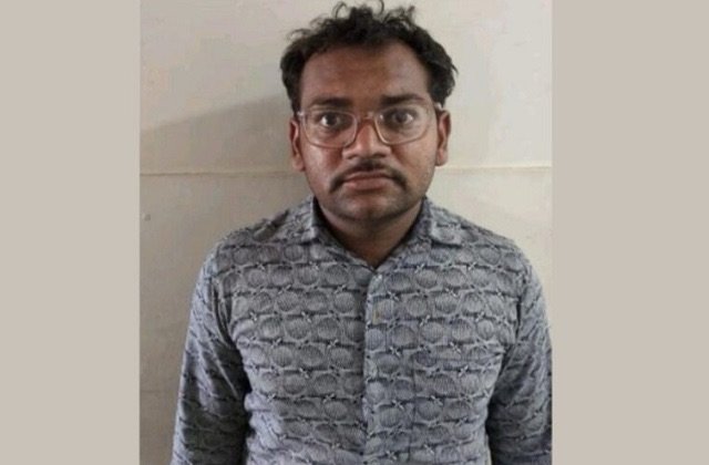 गुजरात में स्वास्थ्यकर्मी का बड़ा खुलासा: पाकिस्तान के लिए वायुसेना-बीएसएफ की जासूसी, ATS ने किया गिरफ्तार