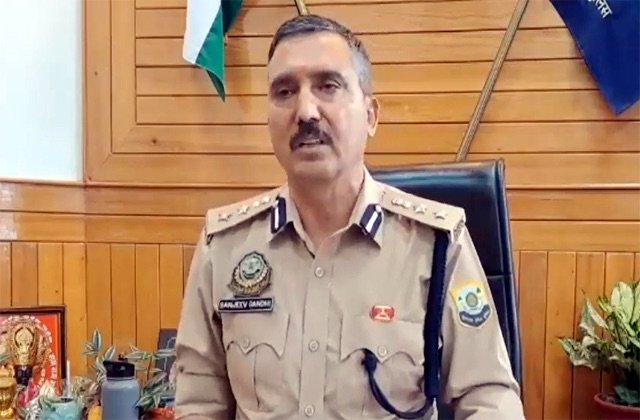 Shimla: शिमला पुलिस बनाम डीजीपी: विमल नेगी मौत मामले में उठा भूचाल, एसपी संजीव गांधी के गंभीर आरोप