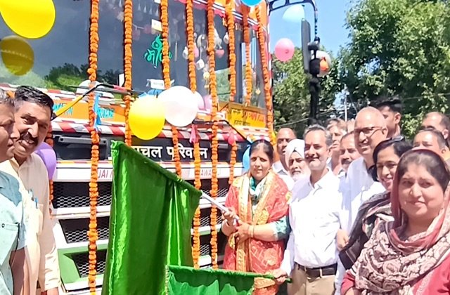 Kangra: हरिपुर से डेरा ब्यास के लिए बस सेवा शुरू – वर्षों पुरानी मांग हुई पूरी, संगत में खुशी की लहर