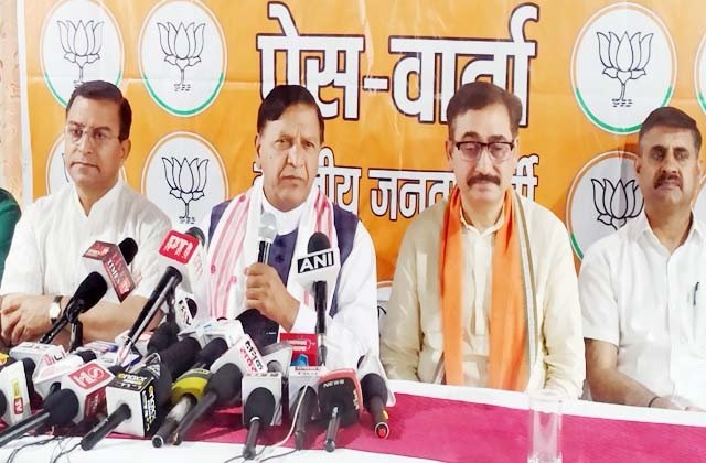 Himachal: विमल नेगी मौत मामले में बवाल, बीजेपी ने सरकार पर लगाए अराजकता फैलाने के आरोप, CBI जांच की उठी मांग
