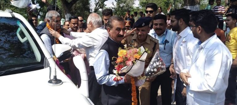 Kangra: मुख्यमंत्री सुक्खू ने हरिपुर, देहरा में सामुदायिक स्वास्थ्य केंद्र के नए भवन का उद्घाटन किया