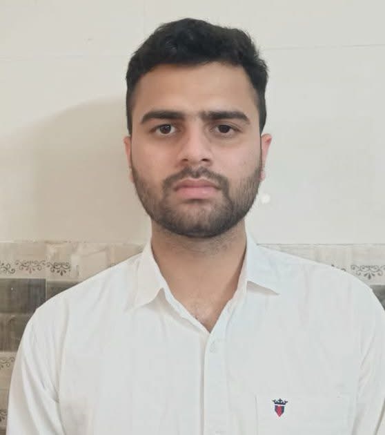 Kangra: कांगड़ा का बेटा साहिल देशभर में चमका: GPAT 2025 में हासिल की 971वीं रैंक Kangra: कांगड़ा का बेटा साहिल देशभर में चमका: GPAT 2025 में हासिल की 971वीं रैंक