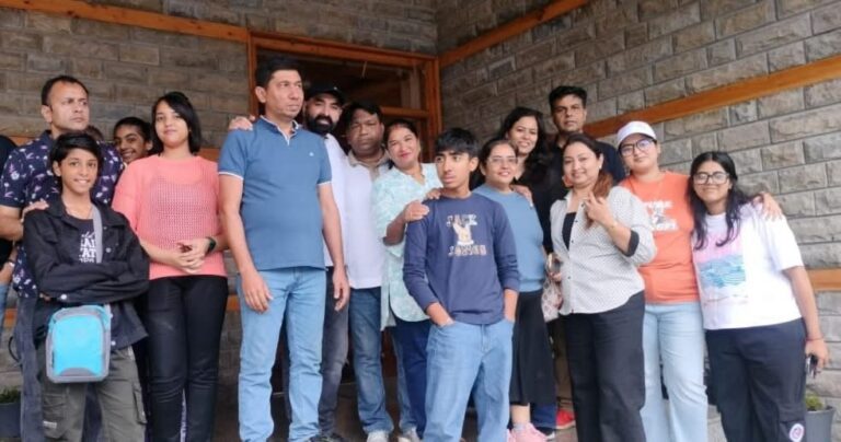 Himachal: जंजैहली में फंसे 63 पर्यटकों का NDRF और प्रशासन ने किया सफल रेस्क्यू, CM सुक्खू ने दी बधाई