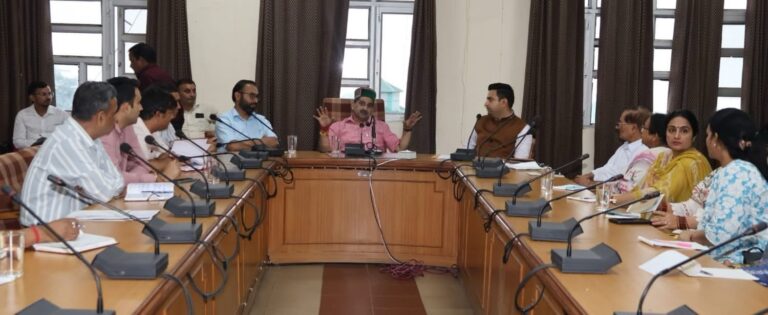 Kangra: डल झील में भव्य राधाष्टमी मेला: ट्रैफिक और सुरक्षा को लेकर पुख्ता तैयारियां शुरू