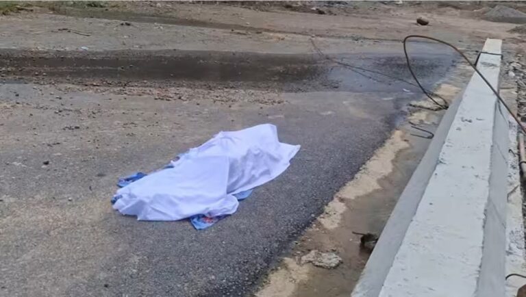 Kangra: शाहपुर में दर्दनाक हादसा: नाउशेरा बसनूर के रवींदर कुमार की फोरलेन की लापरवाही से मौत, परिवार को मिले 5 लाख रुपये मुआवजे का वादा