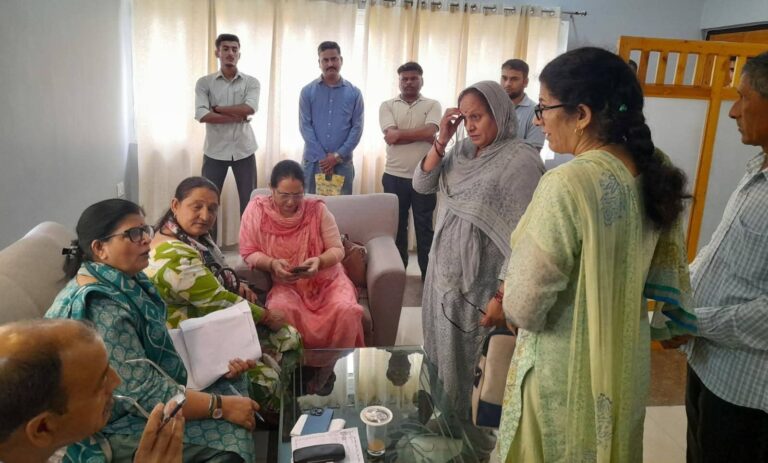 Kangra: ग्रामीण विकास हमारी पहली प्राथमिकता – देहरा विधायक कमलेश ठाकुर का बड़ा बयान