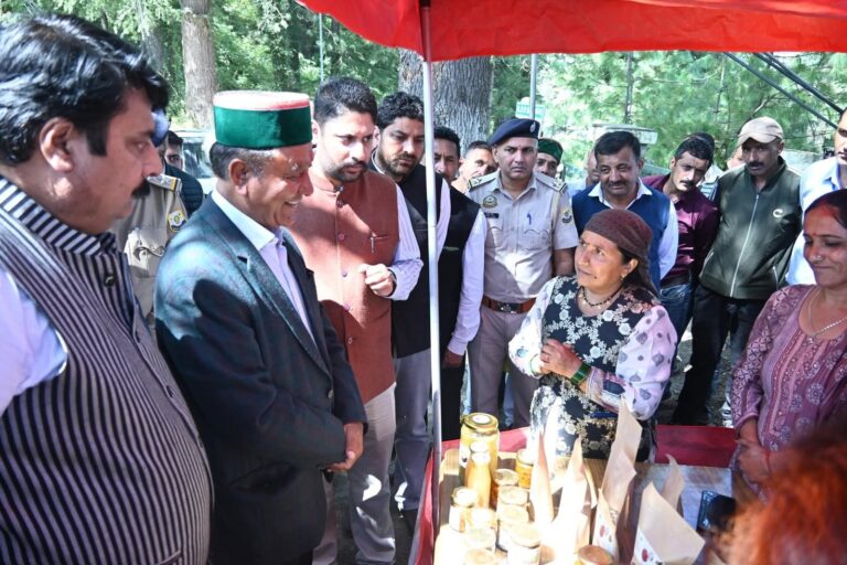 Shimla: अधिकारियों और जनता दोनों को वन अधिकार अधिनियम की जानकारी होना आवश्यक : जगत सिंह नेगी
