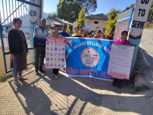 Kangra: रोड सेफ्टी क्लब ने निकाली सड़क सुरक्षा जागरूकता रैली कॉलेज छात्रों ने लगाए नारे— “सड़क सुरक्षा, जीवन रक्षा”