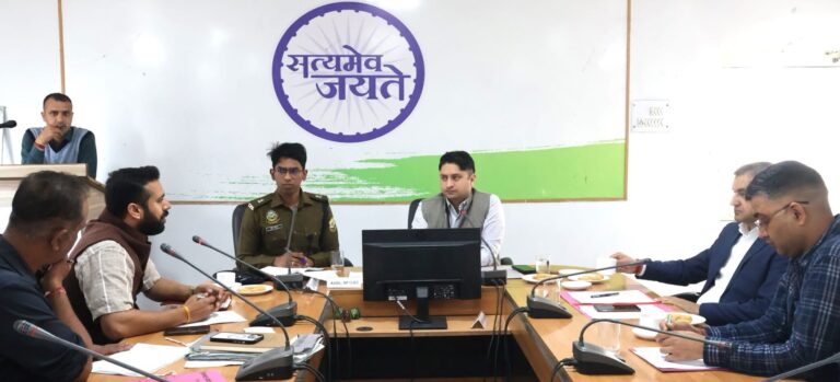 Mandi: मंडी में नशे के खिलाफ बड़ा कदम: डीसी अपूर्व देवगन ने जारी किया व्हाट्सएप नंबर, आम जनता से मांगी मदद!
