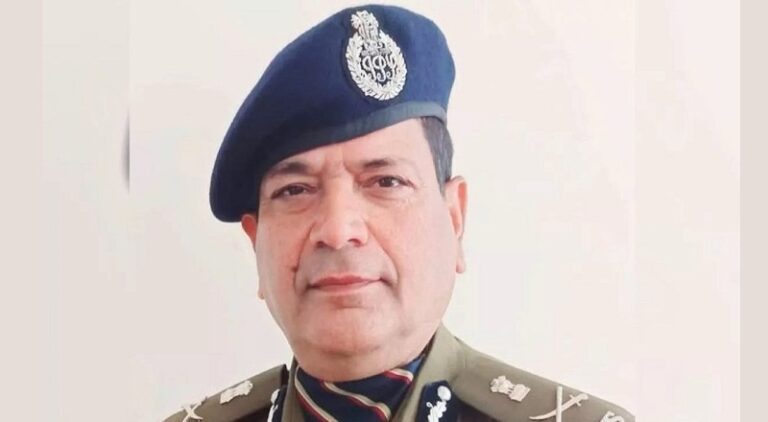 IPS से राजनीति तक… पूर्व एडीजीपी जय प्रकाश सिंह की चुनावी किस्मत फूटी, छपरा से जमानत जब्त!