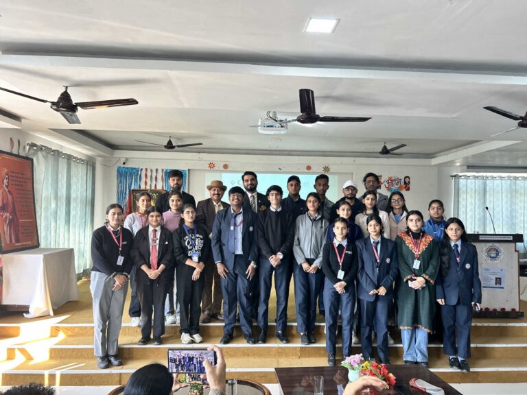 Kangra: AI के फायदे-नुकसान और कॉन्फिडेंस की कमी पर खास वर्कशॉप, द्रोणाचार्य कॉलेज रैत में छात्रों ने सीखी नई स्किल्स