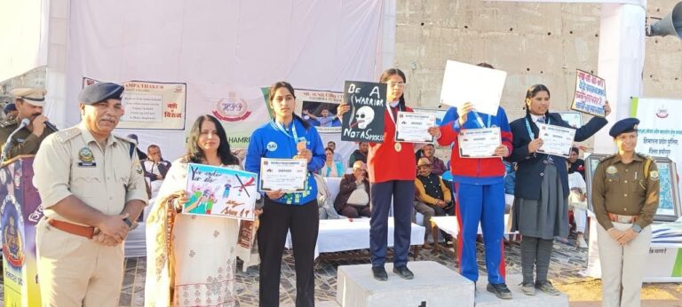 Hamirpur: हमीरपुर में धमाकेदार एथलेटिक्स मुकाबला: डीएवी के रजत और हैप्स की प्रज्ञा ने जमाया दबदबा