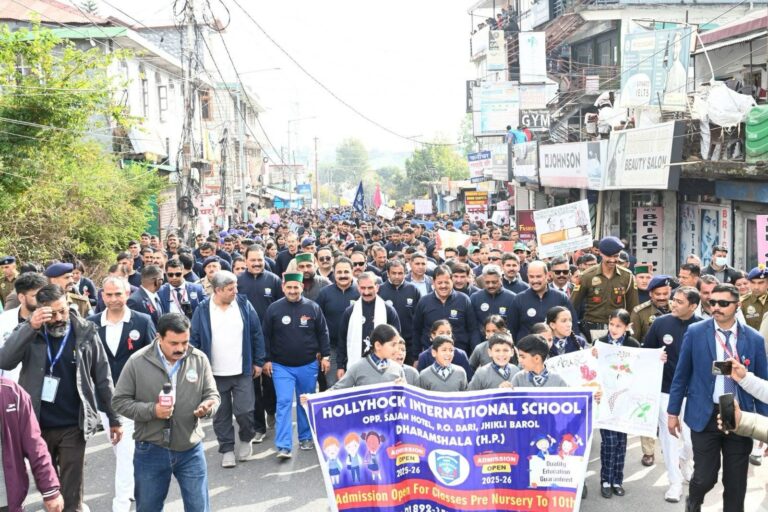 Kangra: देवभूमि में चिट्टा माफिया की उलटी गिनती शुरू, CM सुक्खू बोले—सूचना पर मिलेगी 10 लाख तक की इनाम राशि