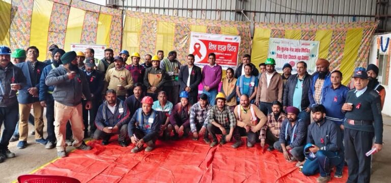 Bilaspur: जगतखाना में एडीएस जागरूकता अभियान—टनल में काम कर रहे मजदूरों को मिला जीवन बचाने वाला ज्ञान