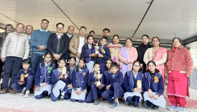 Kangra: समलोटी स्कूल के छात्रों ने जोनल बाल मेला में जीते कई पुरस्कार, प्रतिभा और मेहनत की चमक