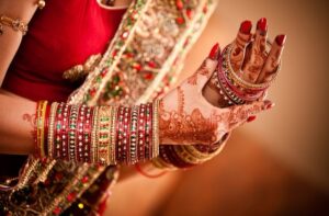 Himachal: शादी के कुछ दिन बाद खुला बड़ा राज! 7 लाख की ठगी कर फरार हुई फर्जी दुल्हन गिरफ्तार, बिचौलिया महिला भी पुलिस के शिकंजे में